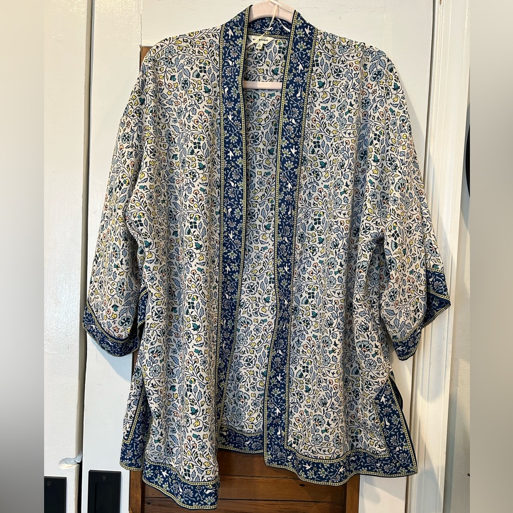 Max Studio Blue and White Open Front Blouse